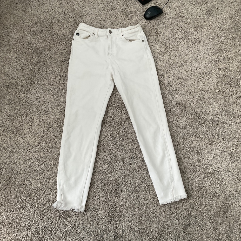 #0242 women’s KANCAN WHITE DENIM JEANS SIZE: 7/27